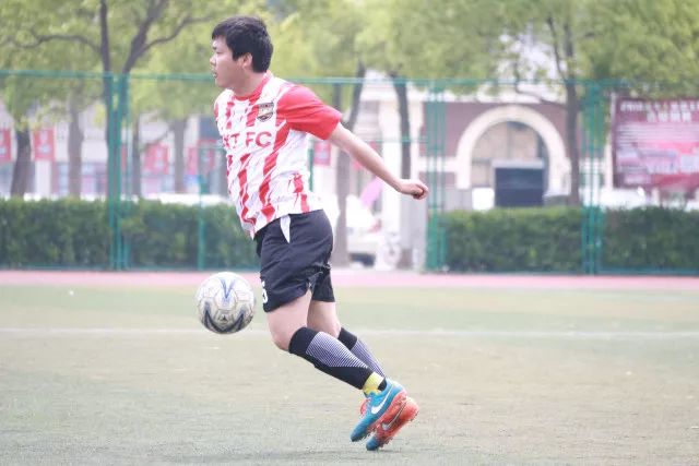 杰曼29分翟晓川18分12板 福建力克北京止3连败