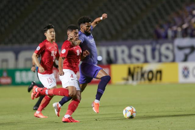 阿森纳可让马丁内利移到右路，或冬窗寻求补强